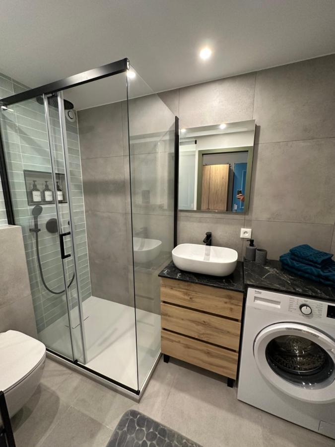Appartement Cosy Climatise A 100M Des Plages ガッサン エクステリア 写真