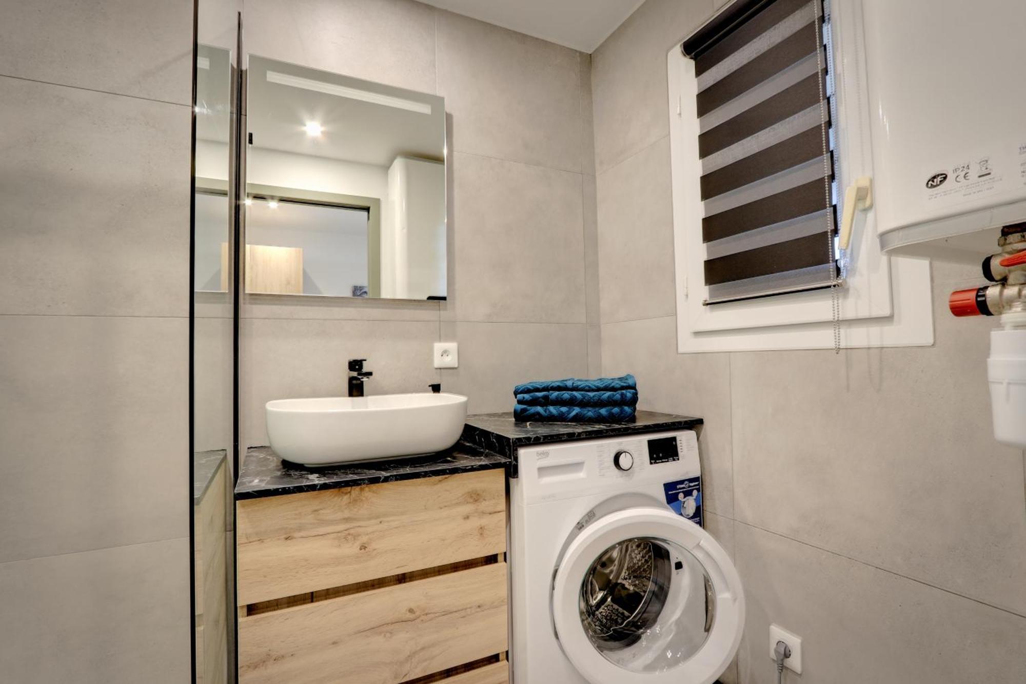 Appartement Cosy Climatise A 100M Des Plages ガッサン エクステリア 写真