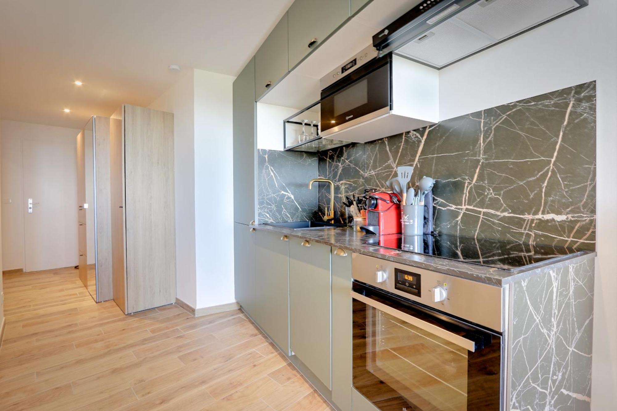 Appartement Cosy Climatise A 100M Des Plages ガッサン エクステリア 写真